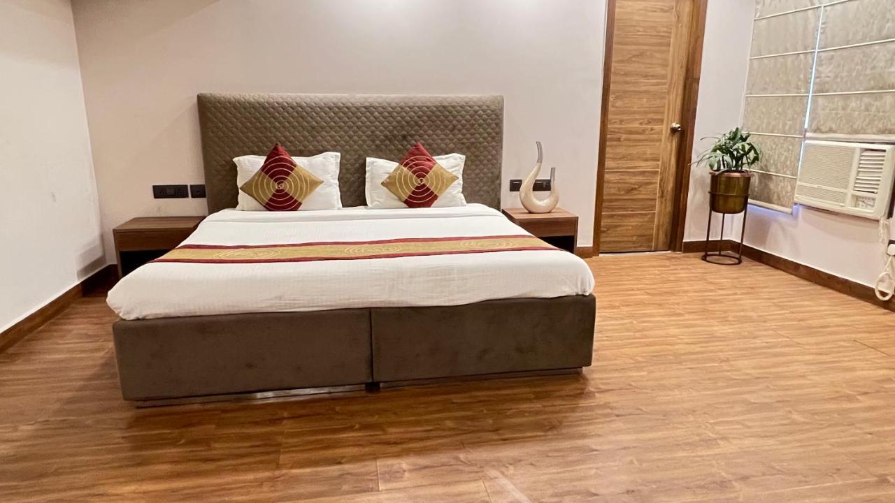 Bed and Breakfast The Dream House Neu-Delhi Exterior foto