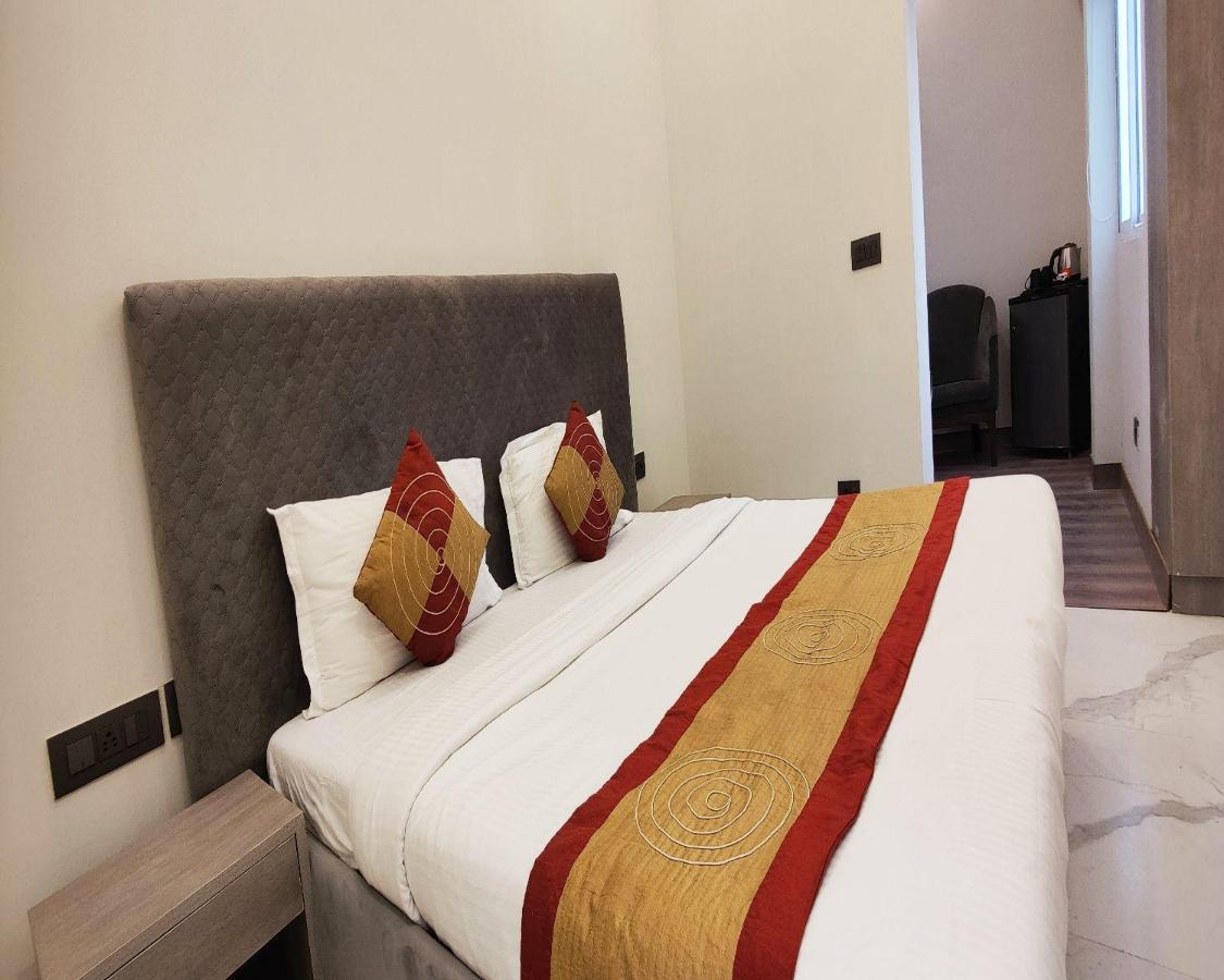 Bed and Breakfast The Dream House Neu-Delhi Exterior foto
